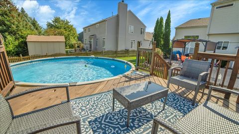 Tiny photo for 711 Blossom Court, Oswego, IL 60543 (MLS # 12571396)