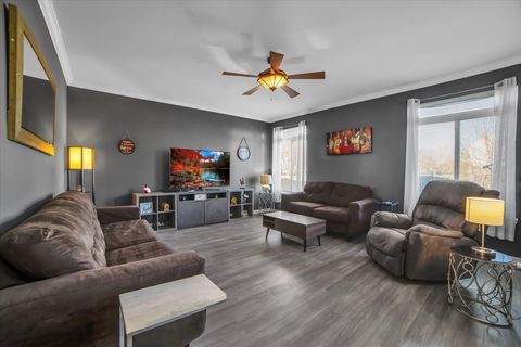 Tiny photo for 711 Blossom Court, Oswego, IL 60543 (MLS # 12571396)