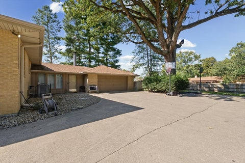 Tiny photo for 2504 E University Avenue, Urbana, IL 61802 (MLS # 12782390)