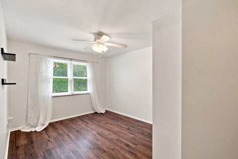 Tiny photo for 3985 Dorchester Avenue, Gurnee, IL 60031 (MLS # 12719349)
