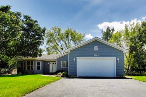 Tiny photo for 3985 Dorchester Avenue, Gurnee, IL 60031 (MLS # 12719349)