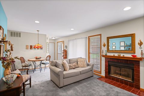Tiny photo for 1984 N STILLWATER Road, Arlington Heights, IL 60004 (MLS # 12632409)