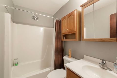 Tiny photo for 525 S Cleveland Avenue #208, Arlington Heights, IL 60005 (MLS # 12584433)