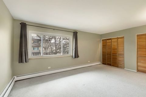 Tiny photo for 525 S Cleveland Avenue #208, Arlington Heights, IL 60005 (MLS # 12584433)