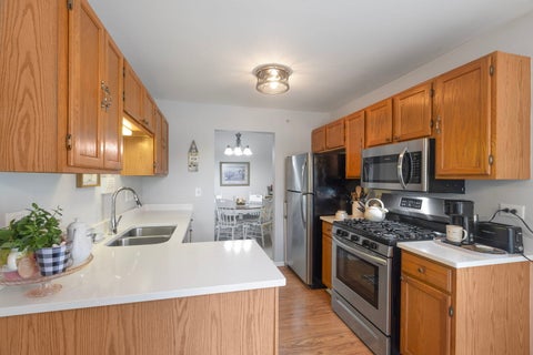 Tiny photo for 1412 W Crane Street #14114, Arlington Heights, IL 60004 (MLS # 12758792)