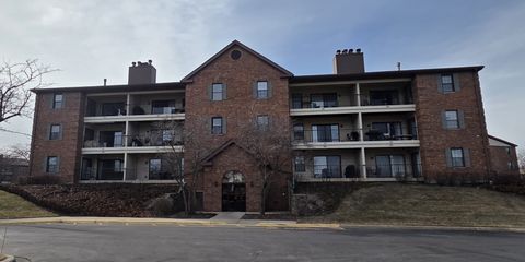 621 Hapsfield Lane 103 Buffalo Grove IL 60089