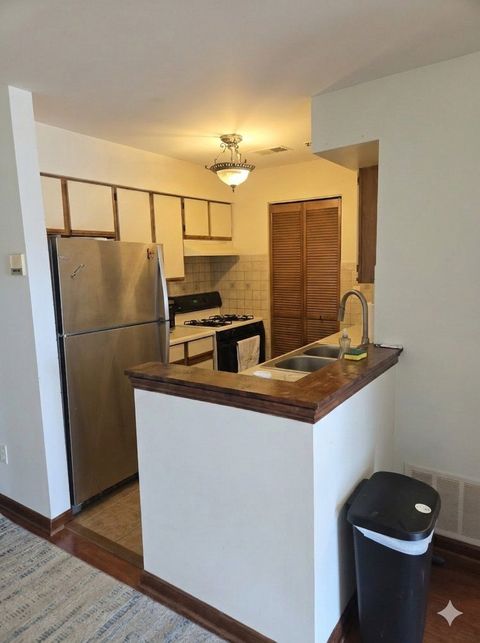 Tiny photo for 621 Hapsfield Lane #103, Buffalo Grove, IL 60089 (MLS # 12580482)