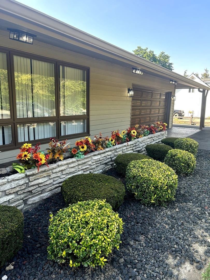 37782 N Cedar Lake Road