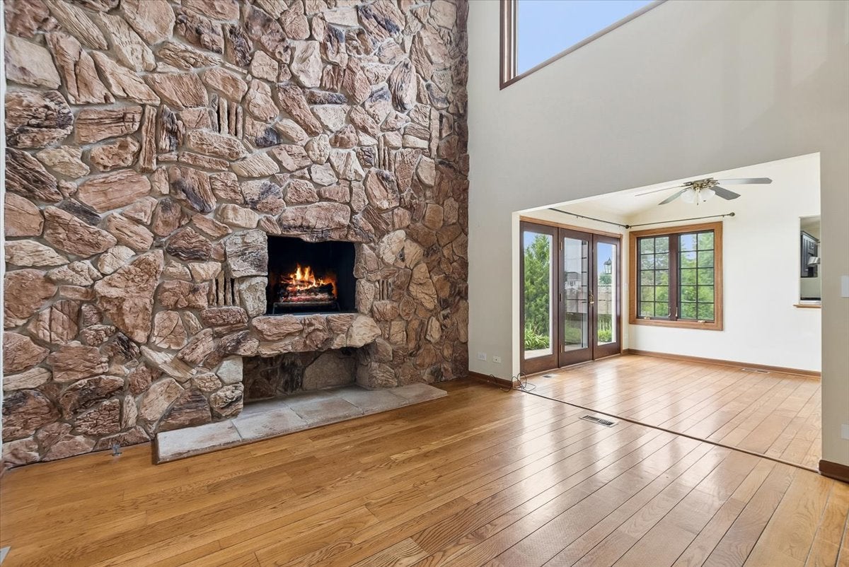1858 Princeton Circle