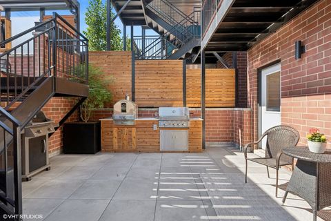 Tiny photo for 1833 N Larrabee Street #1, Chicago, IL 60614 (MLS # 12554563)