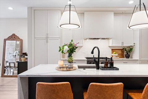 Tiny photo for 1833 N Larrabee Street #1, Chicago, IL 60614 (MLS # 12554563)