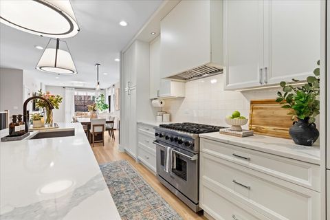 Tiny photo for 1833 N Larrabee Street #1, Chicago, IL 60614 (MLS # 12554563)