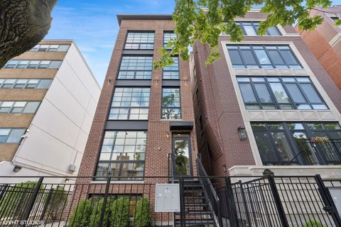 Photo of 1833 N Larrabee Street #1, Chicago, IL 60614 (MLS # 12554563)