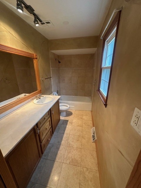 Tiny photo for 9S711 BROOKBANK Road, Willowbrook, IL 60527 (MLS # 12758570)