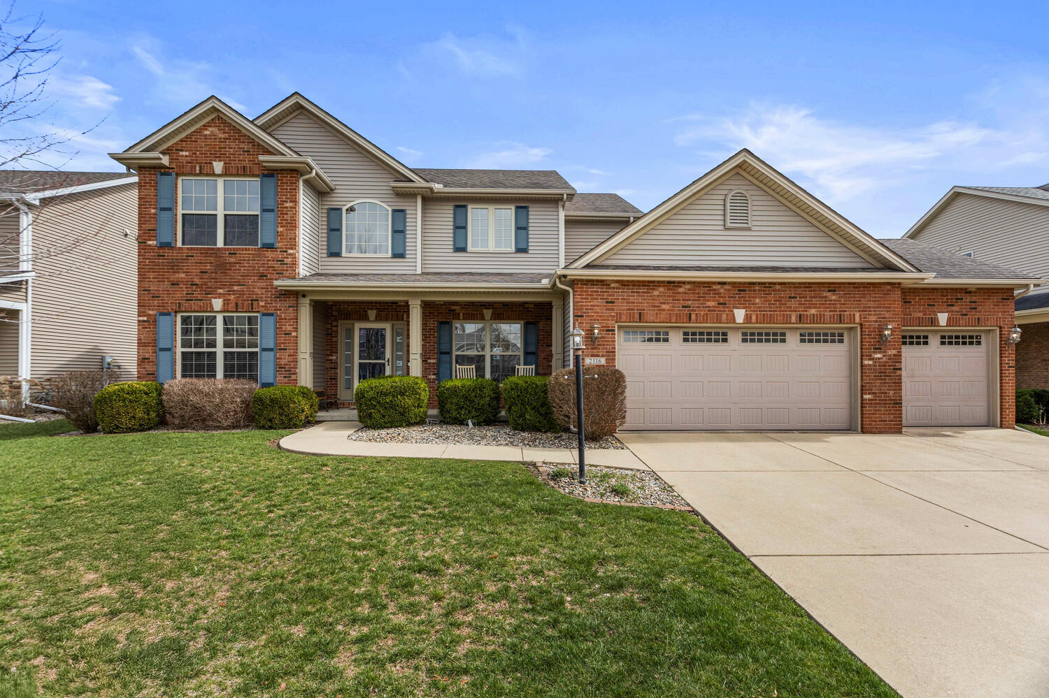 2116 Leahs Lane