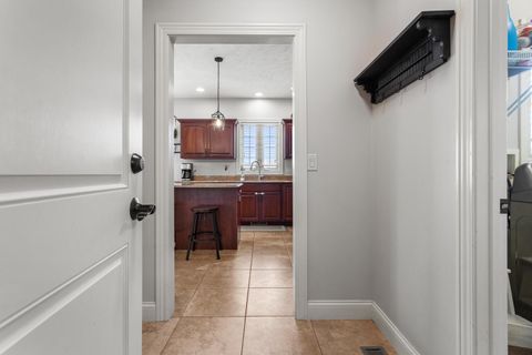 Tiny photo for 2116 Leahs Lane, Champaign, IL 61822 (MLS # 12599873)