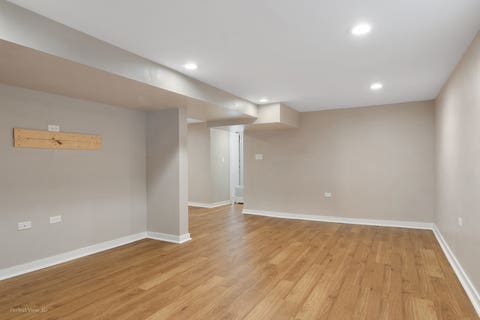 Tiny photo for 5257 N Laporte Avenue, Chicago, IL 60630 (MLS # 12728613)