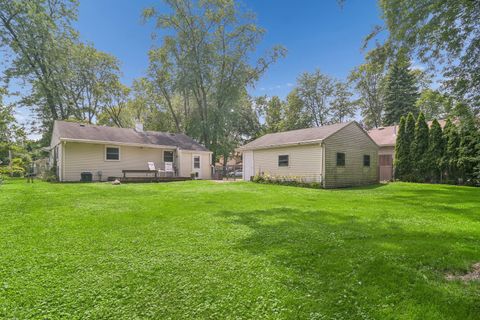 Tiny photo for 2102 George Street, Rolling Meadows, IL 60008 (MLS # 12699359)