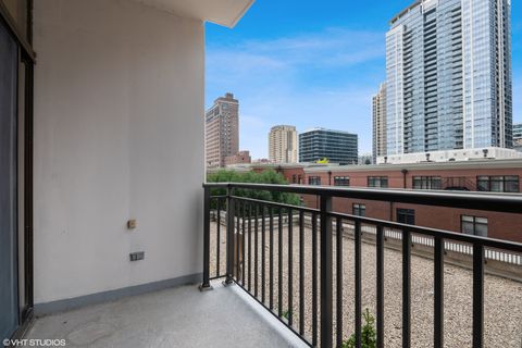 Tiny photo for 1322 S PRAIRIE Avenue #405, Chicago, IL 60605 (MLS # 12622838)