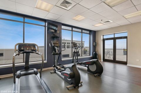 Tiny photo for 1322 S PRAIRIE Avenue #405, Chicago, IL 60605 (MLS # 12622838)