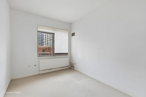 Tiny photo for 1322 S PRAIRIE Avenue #405, Chicago, IL 60605 (MLS # 12622838)