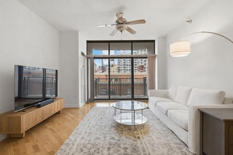 Tiny photo for 1322 S PRAIRIE Avenue #405, Chicago, IL 60605 (MLS # 12622838)