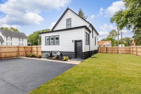 Tiny photo for 16563 S PARK Avenue, South Holland, IL 60473 (MLS # 12770465)