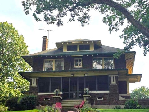 Photo of 600 Buell Avenue, Joliet, IL 60435 (MLS # 12747486)