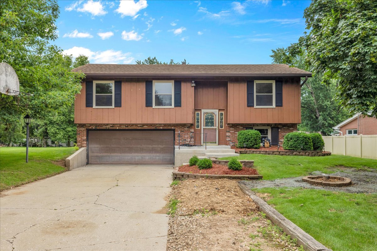 16101 S Legion Court