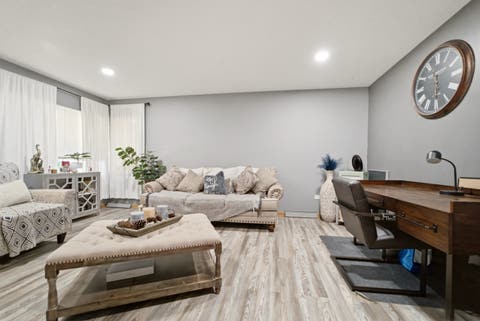 Tiny photo for 13227 S Escanaba Avenue, Chicago, IL 60633 (MLS # 12727074)