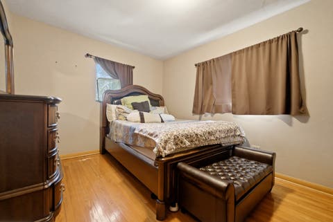 Tiny photo for 13227 S Escanaba Avenue, Chicago, IL 60633 (MLS # 12727074)