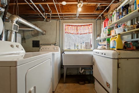 Tiny photo for 13227 S Escanaba Avenue, Chicago, IL 60633 (MLS # 12727074)