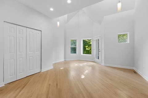 Tiny photo for 6505 S WOODLAWN Avenue, Chicago, IL 60637 (MLS # 12734337)