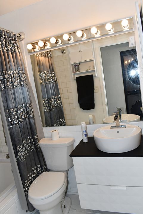 Tiny photo for 945 Commonwealth Court #4, Vernon Hills, IL 60061 (MLS # 12603980)