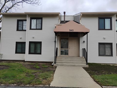 Tiny photo for 945 Commonwealth Court #4, Vernon Hills, IL 60061 (MLS # 12603980)