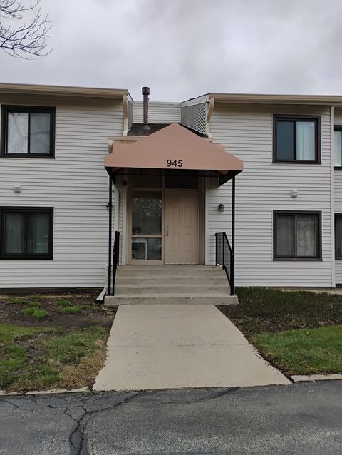 Tiny photo for 945 Commonwealth Court #4, Vernon Hills, IL 60061 (MLS # 12603980)
