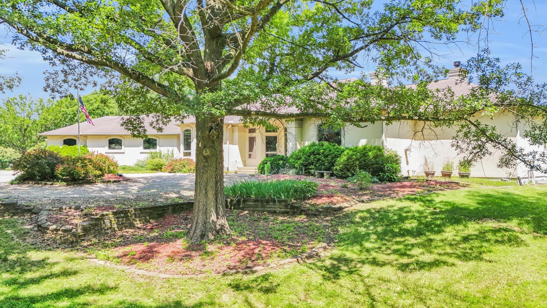 401 M County Road 2425 N