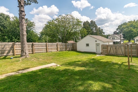 Tiny photo for 1635 5th Avenue, Rockford, IL 61104 (MLS # 12747805)