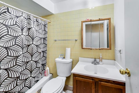 Tiny photo for 121 Gregory Street #7, Aurora, IL 60504 (MLS # 12583617)