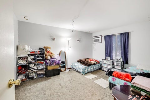 Tiny photo for 121 Gregory Street #7, Aurora, IL 60504 (MLS # 12583617)