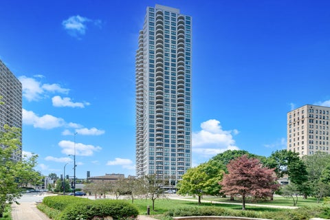 Photo of 2020 N Lincoln Park #12G, Chicago, IL 60614 (MLS # 12716156)