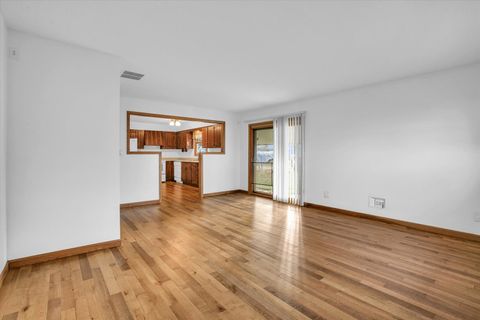 Tiny photo for 849 N Piatt Street, Bement, IL 61813 (MLS # 12518517)