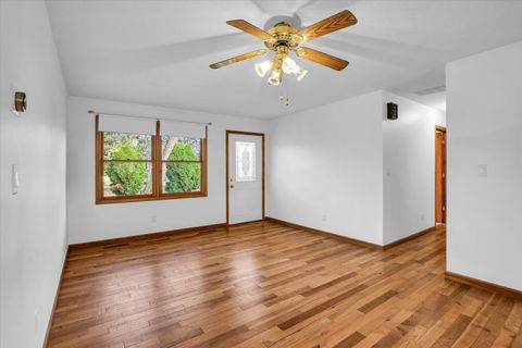 Tiny photo for 849 N Piatt Street, Bement, IL 61813 (MLS # 12518517)