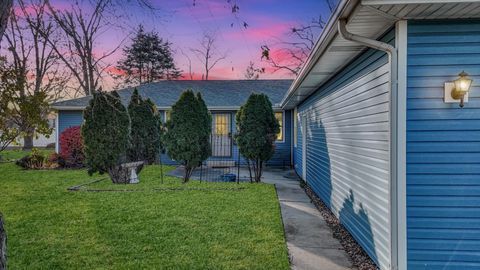 Tiny photo for 849 N Piatt Street, Bement, IL 61813 (MLS # 12518517)