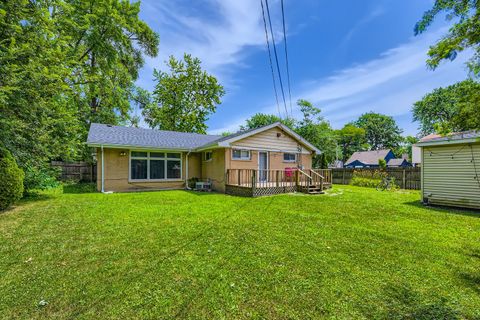 Tiny photo for 8856 S Washtenaw Avenue, Evergreen Park, IL 60805 (MLS # 12603730)