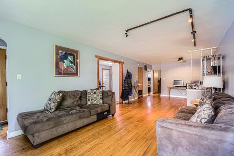 Tiny photo for 8856 S Washtenaw Avenue, Evergreen Park, IL 60805 (MLS # 12603730)