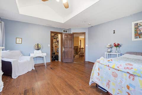 Tiny photo for 5733 W 97th Street, Oak Lawn, IL 60453 (MLS # 12689609)