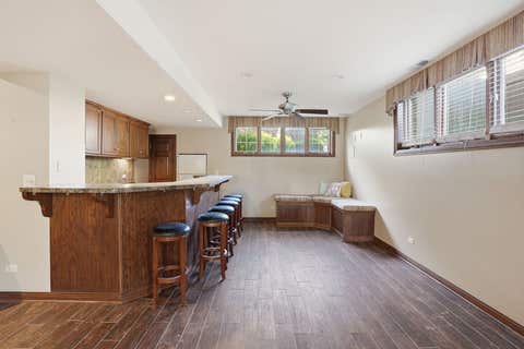 Tiny photo for 5733 W 97th Street, Oak Lawn, IL 60453 (MLS # 12689609)