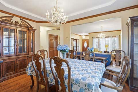 Tiny photo for 5733 W 97th Street, Oak Lawn, IL 60453 (MLS # 12689609)
