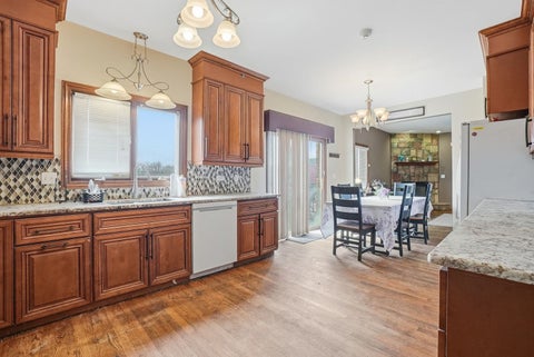 Tiny photo for 5733 W 97th Street, Oak Lawn, IL 60453 (MLS # 12689609)